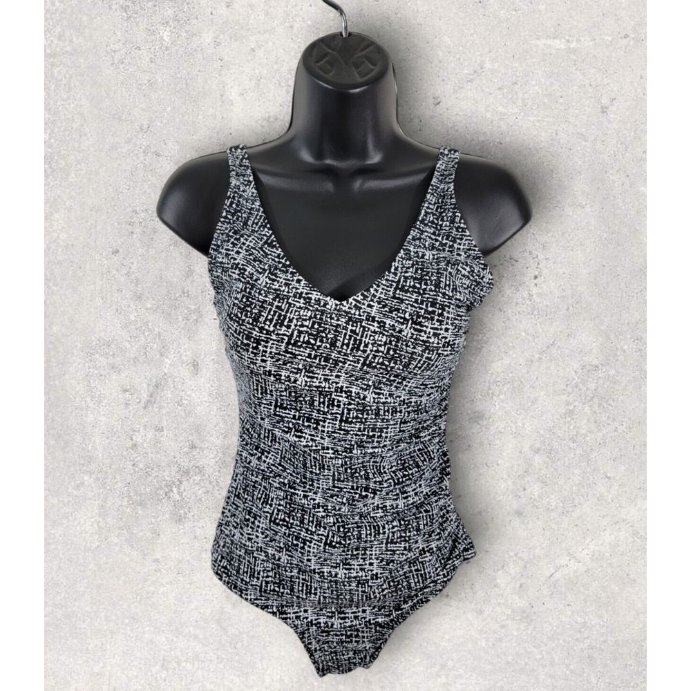 Speedo Women's Size 8 Side Shirred One Piece Swimsuit Black & White